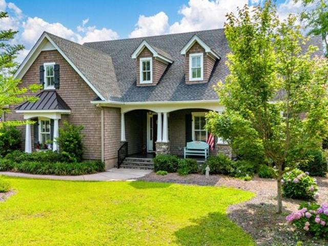 House for sale in Morehead City House for sale in Morehead City