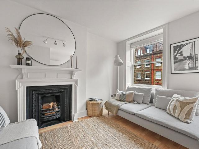Apartment for rent in Marylebone, Greater London