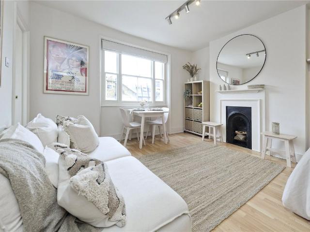 Studio for rent in Marylebone, Greater London