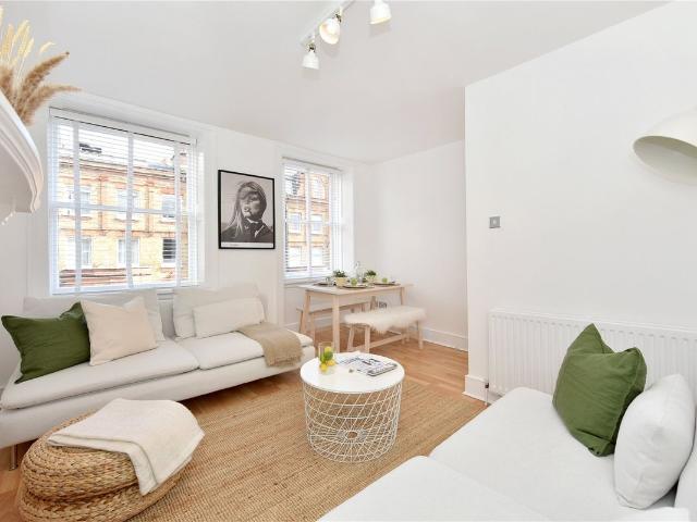 Apartment for rent in Marylebone, Greater London