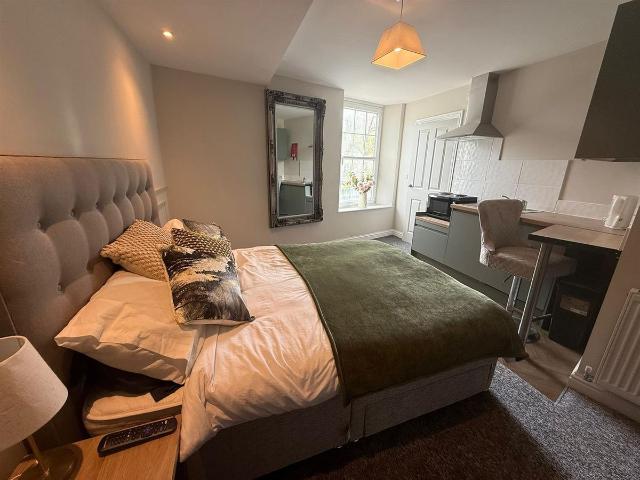 Room for rent in Potters Corner, East Midlands