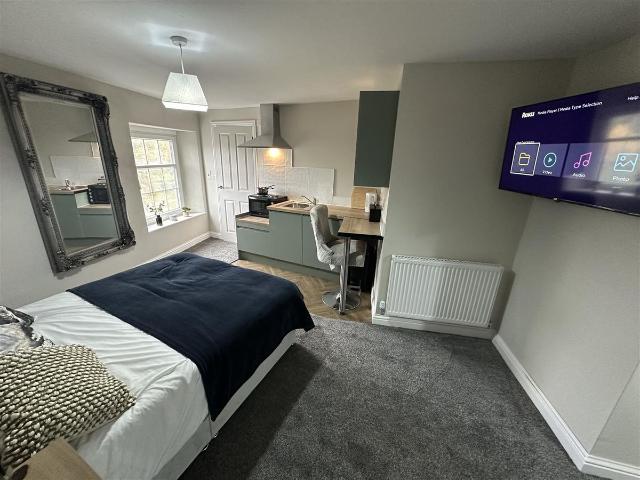 Room for rent in Potters Corner, East Midlands