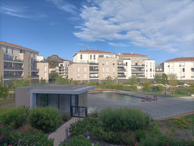 Appartement location à Arrondissement de Toulon, Hyères