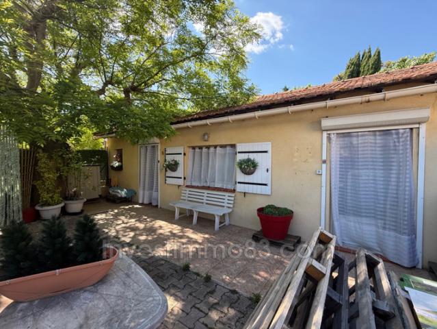 Maison vente à Aix-en-Provence, Châteauneuf-le-rouge