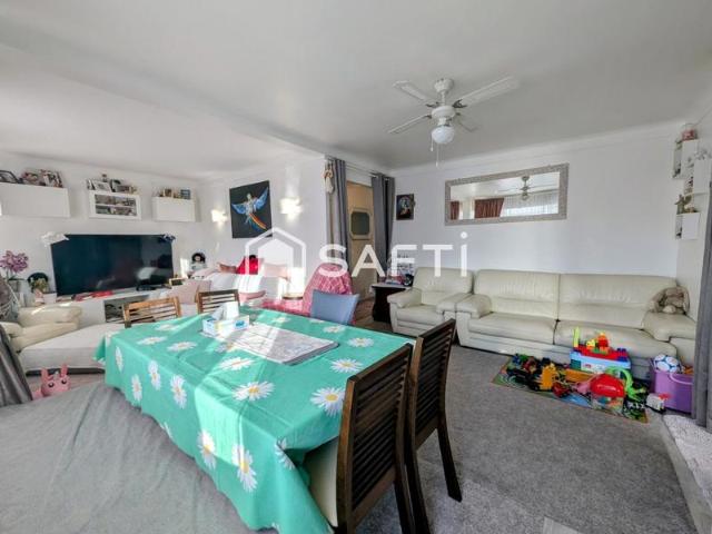Appartement vente à Arrondissement de Draguignan, Les Adrets-de-l'estérel
