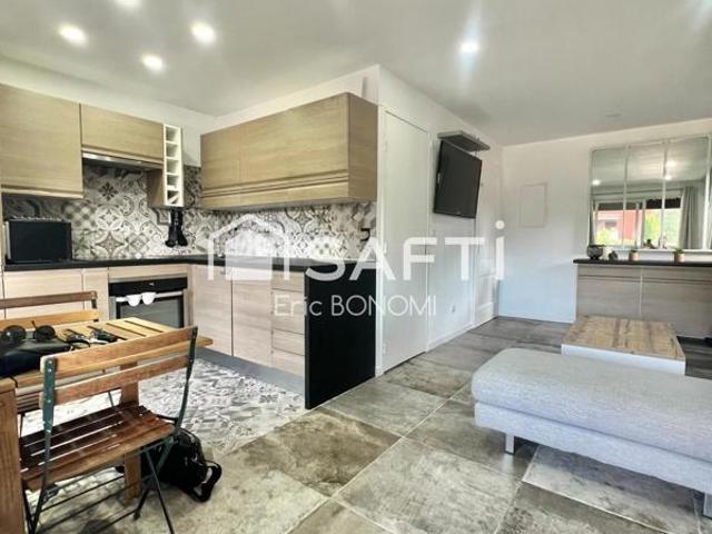 Appartement vente à Arrondissement de Draguignan, Les Adrets-de-l'estérel