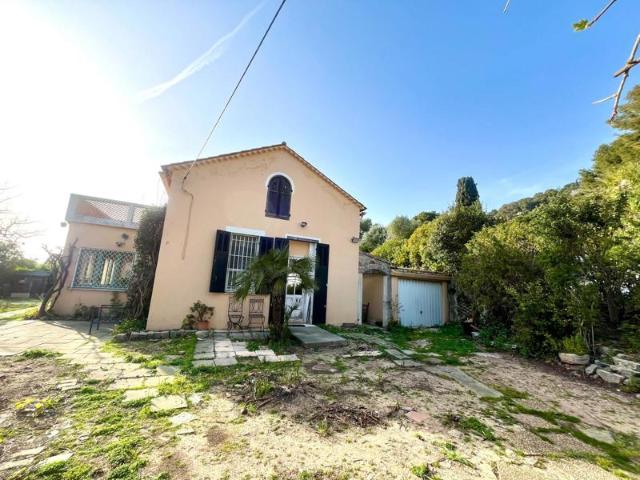 Maison vente à Arrondissement de Toulon, Carqueiranne