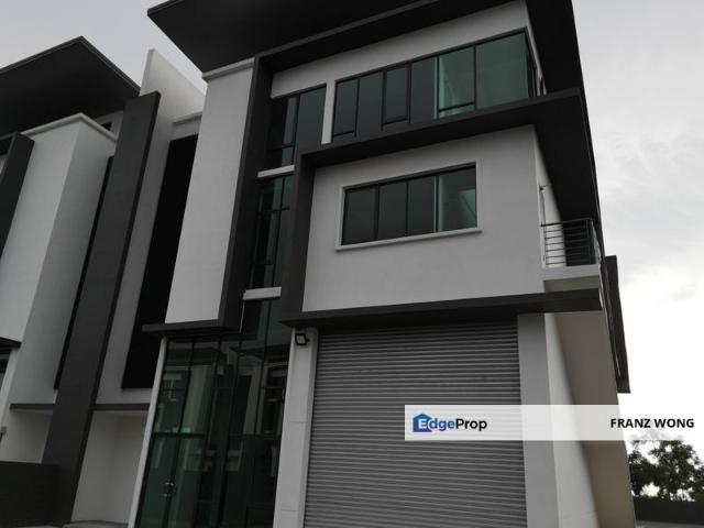 Warehouse for rent in Petaling, Damansara Damai