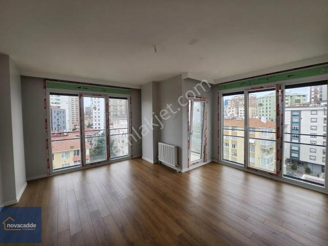 Kadiköy, İstanbul içerisinde satılık mülk