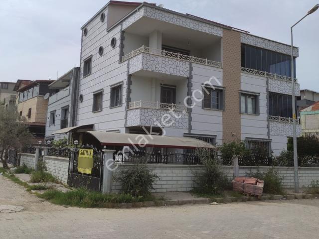 Turgutlu, Manisa içerisinde satılık Villa