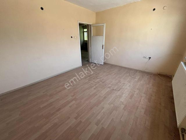 Balıkesir, Altıeylül içerisinde satılık Bina