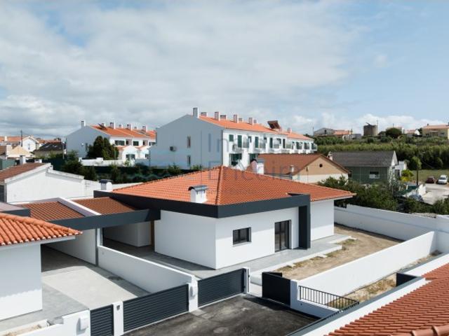 Casa venda em Santo Isidoro, Mafra