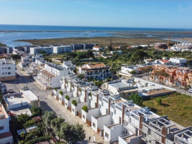 Casa venda em Moncarapacho, Olhão