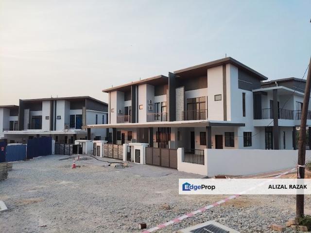 House for sale in Kajang, Langat