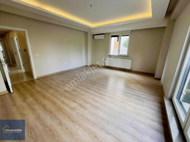 Kadiköy, İstanbul içerisinde satılık mülk