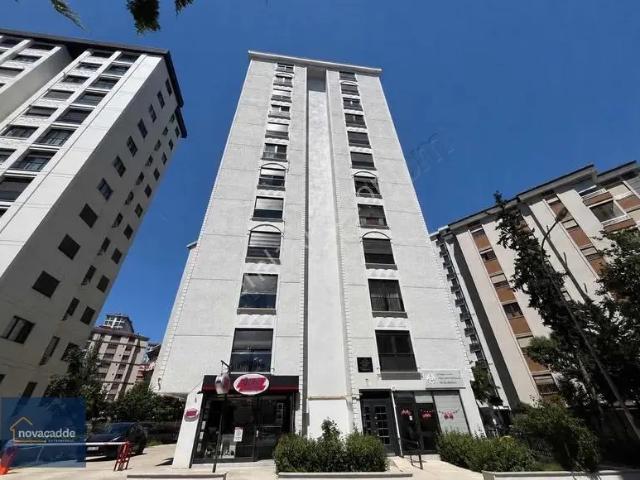 Kadiköy, İstanbul içerisinde satılık mülk