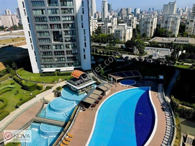 Ataşehir, İstanbul içerisinde satılık mülk