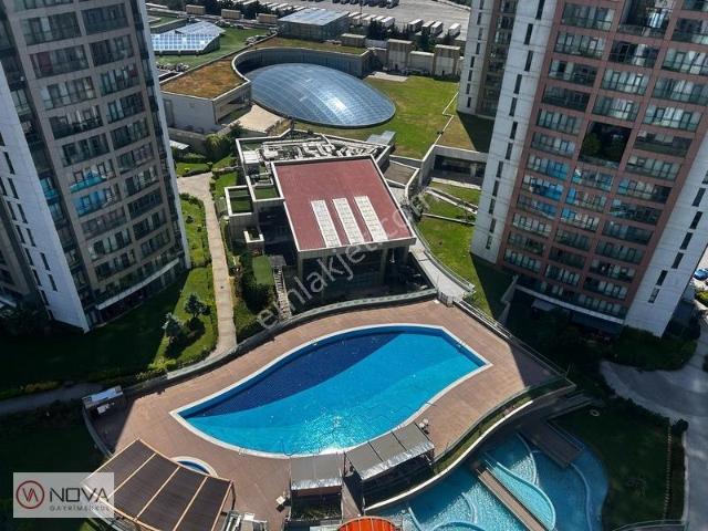 Ataşehir, İstanbul içerisinde satılık mülk