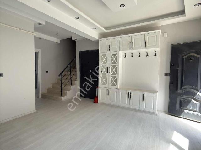 Turgutlu, Manisa içerisinde satılık Villa