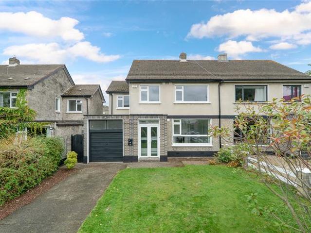 Detached House to rent in Bray, County Wicklow