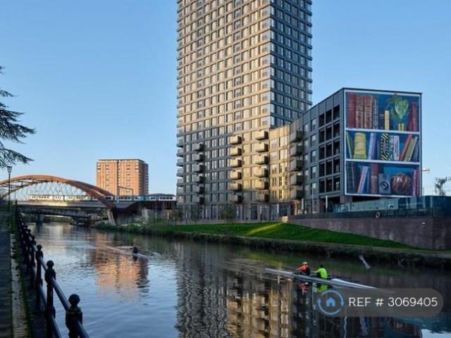 Apartment for rent in City Centre, Salford