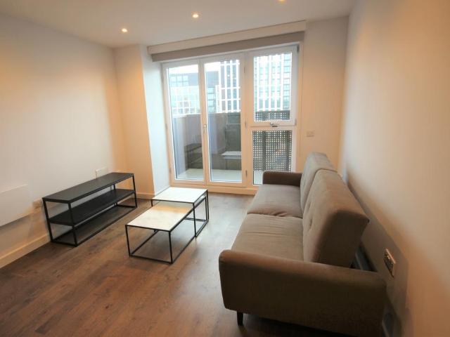 Apartment for rent in City Centre, Salford
