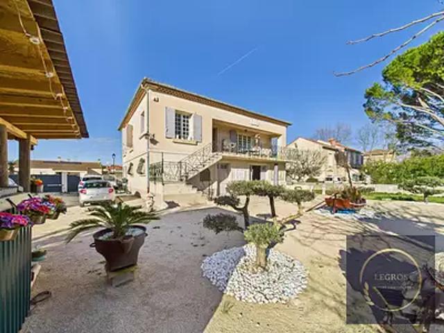 Maison vente à Arles, Noves