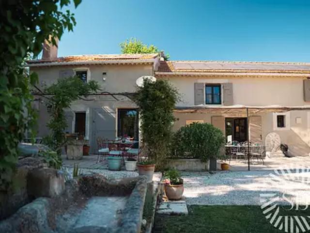 Maison vente à Arles, Noves