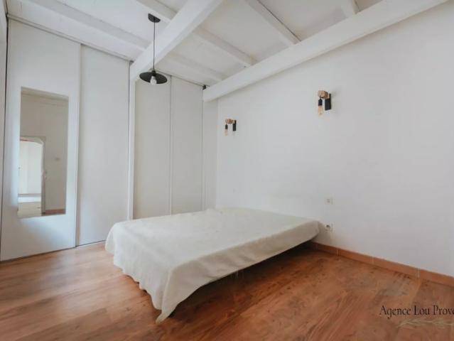 Maison vente à Arles, Noves