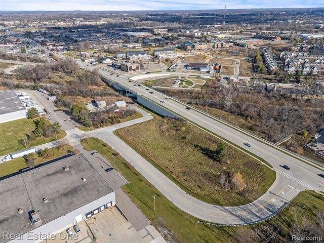 Land for sale in Novi