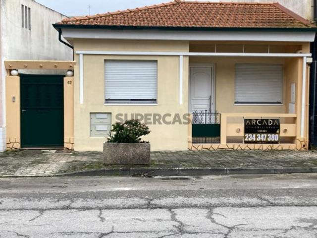 Casa venda em Oliveira Do Bairro, Aveiro