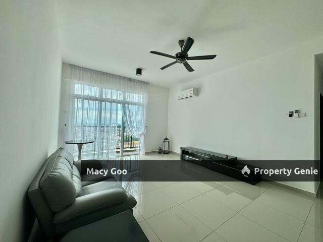Condominium for rent in Malaka