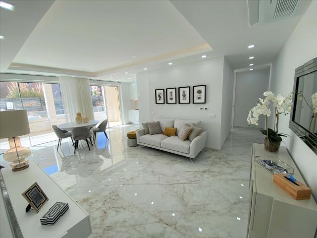 Apartamento venda em Santa Clara, Lisboa