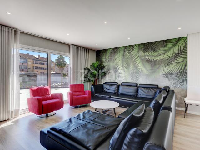 Apartamento venda em Santiago Dos Velhos, Lisboa
