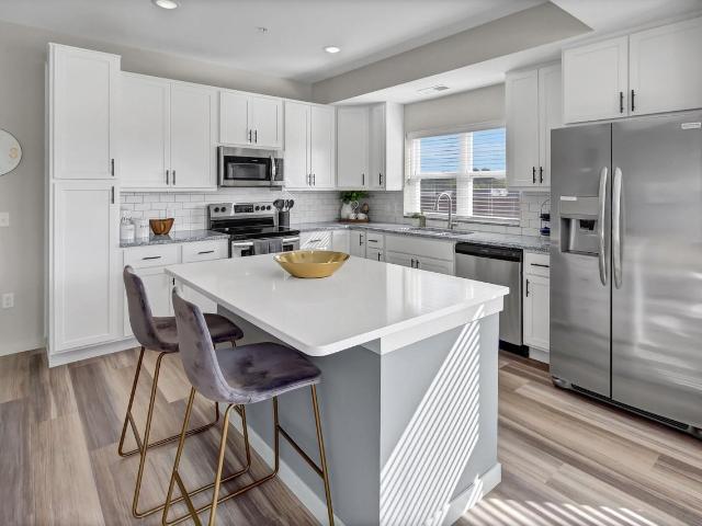 Apartment for rent in Hennepin, Minnesota