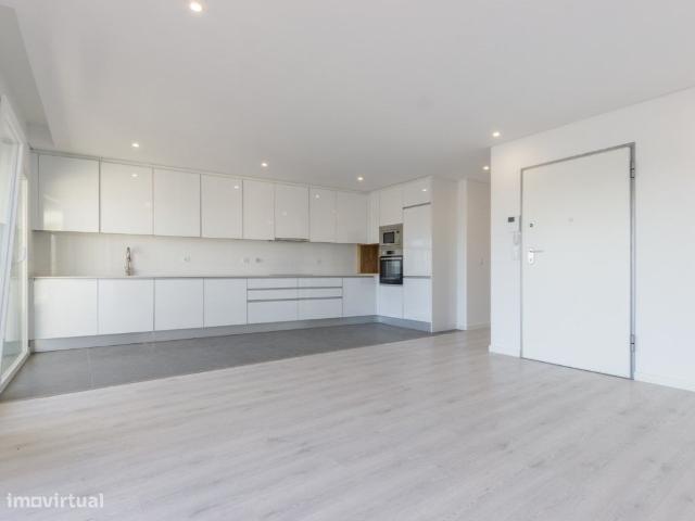 Apartamento venda em Corroios