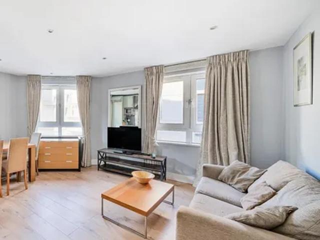 Apartment for rent in Aldgate, Lyons