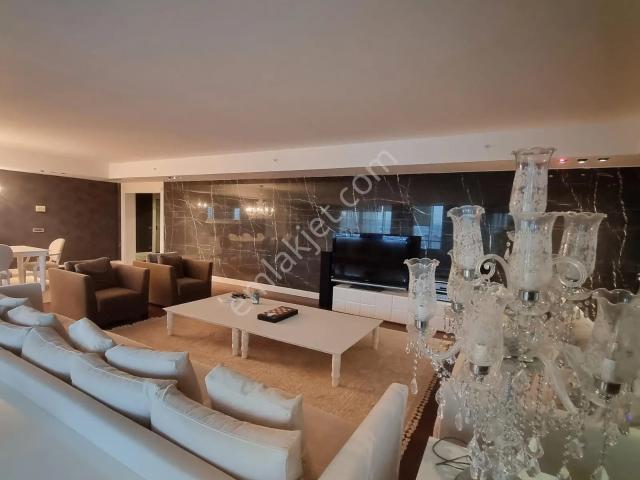 Bakirköy, İstanbul içerisinde kiralık mülk