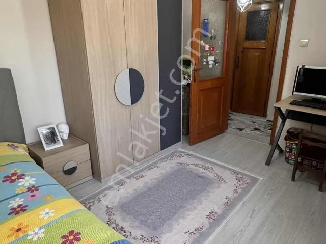 Buca, İzmir içerisinde satılık mülk