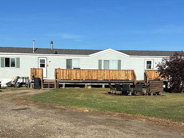 House for sale in Woking, Alberta