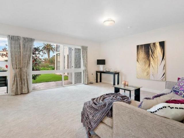Apartment for rent in Whangaparaoa, Oroua County