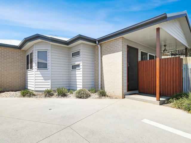 Apartment for sale in Middle Ridge, Queensland