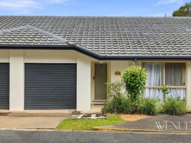 Townhouse for sale in Arundel, Gold Coast City
