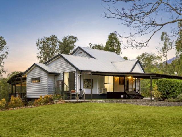House for sale in Tamborine, Scenic Rim Regional