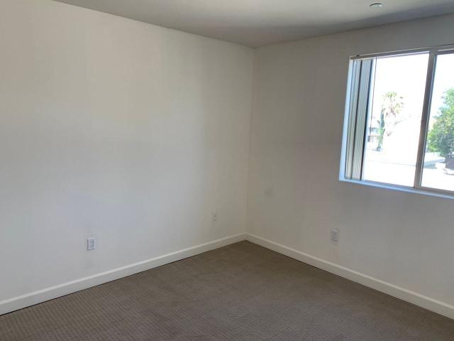 Apartment for rent in Canoga Park, California