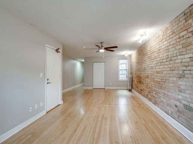 Apartment for rent in Hennepin, Minnesota