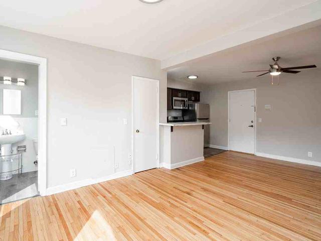 Apartment for rent in Hennepin, Minnesota
