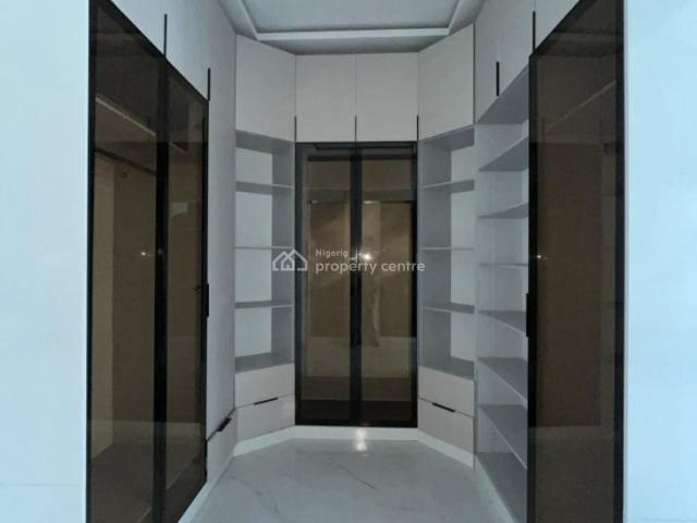 Detached duplex for sale in Eti Osa, Lagos