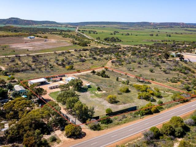 Cottage for sale in Howatharra, Shire Of Chapman Valley