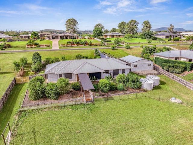 Cottage for sale in Pie Creek, Queensland